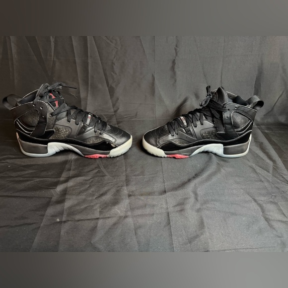 Jordan Jumpman Two Trey in Black and University Red - Picture 13 of 13